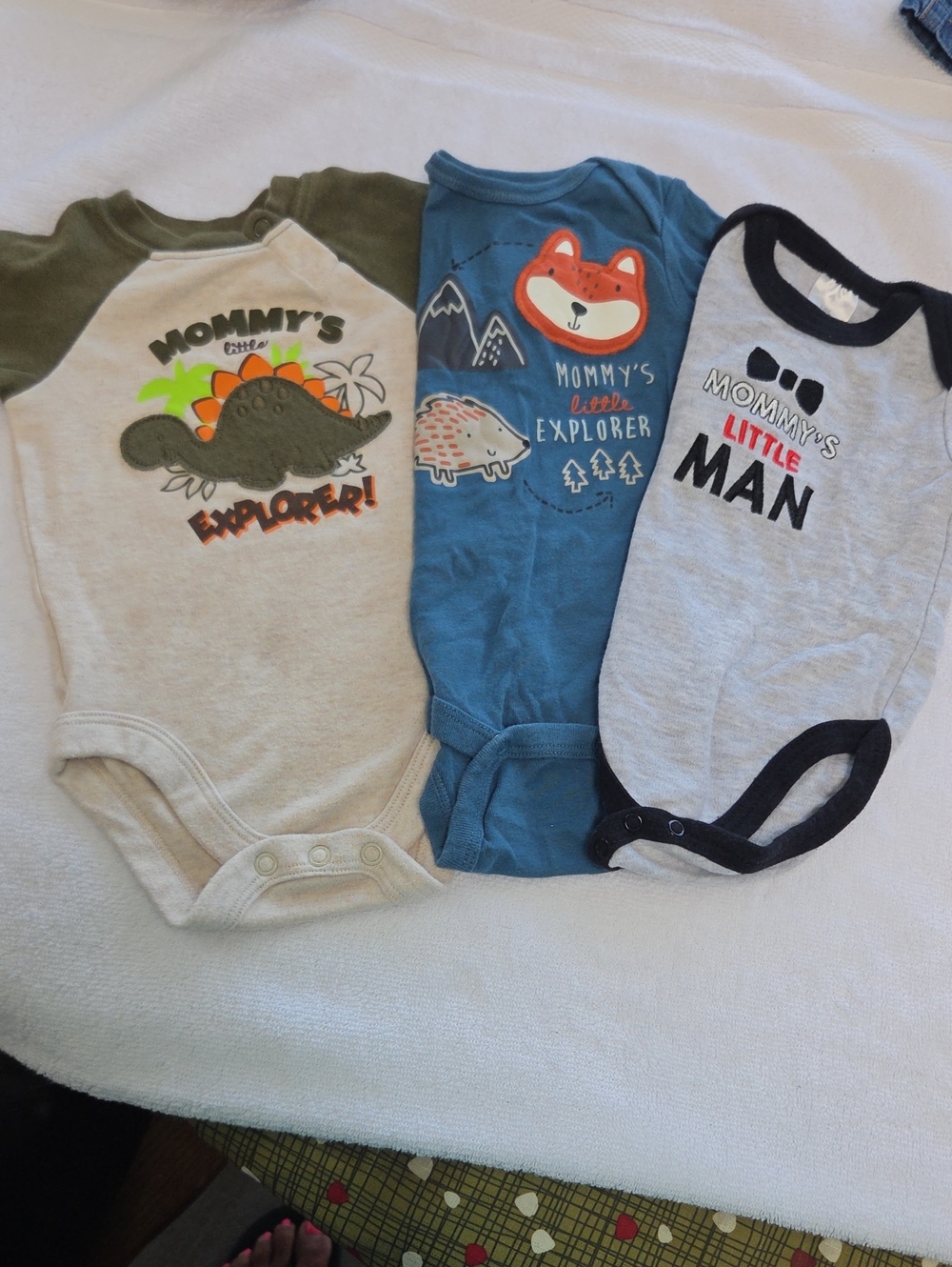 3 Bodysuits - Mommy's Little Explorer/Man. Sz 0-3m